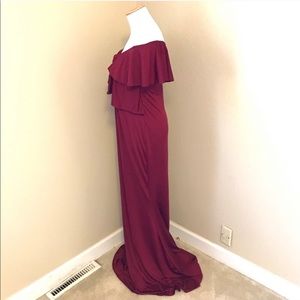 Maternity Dresses - Maternity Off The Shoulder Gown Maternity Dresses - Maternity Off The Shoulder Gown